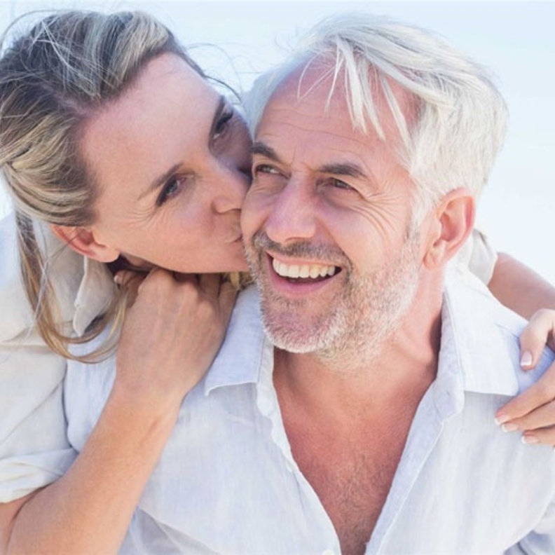 نصائح للتعامل مع الزوج بعد سن الخمسين