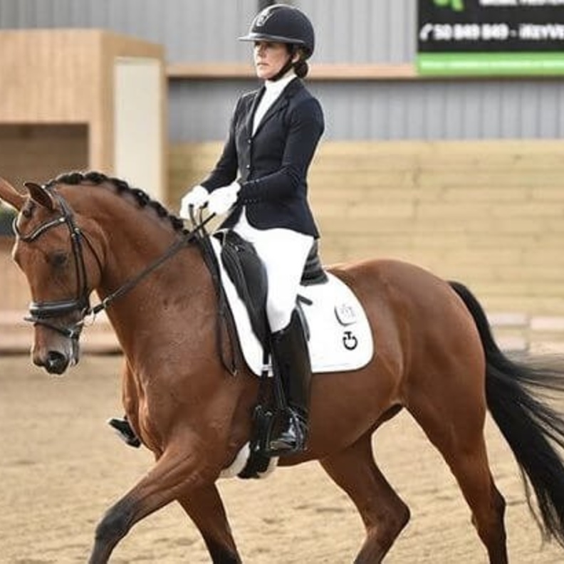 الأميرة "الفارسة".. قصص سيدات العائلات الملكية اللاتي عشقن الفروسية