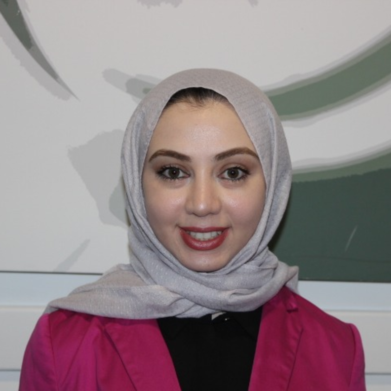 المبتعثة السعودية هدى الظاهر