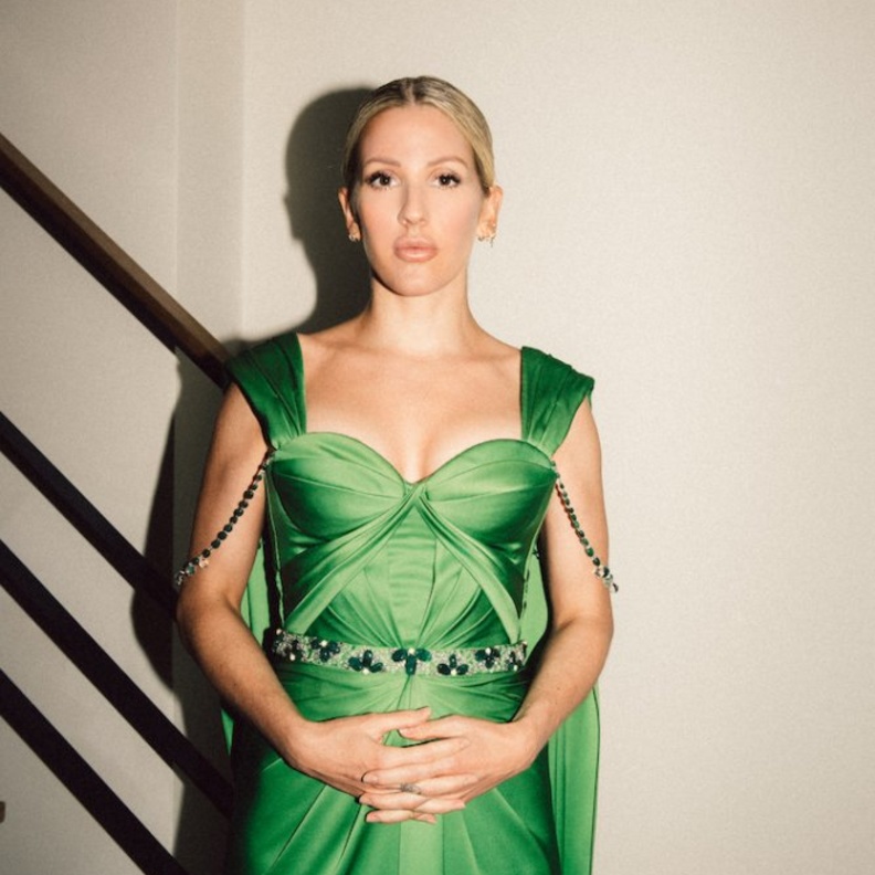 تعاون يجمع بين دار الأزياء _رالف أند روسو_ وشركة _جيم فيلدز_ لتصميم فستان راقٍ لحفل جوائز GREEN CARPET FASHION AWARDS