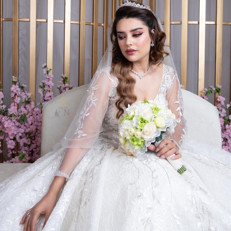 صورة عروس بكاميرا المصوره تغريد الجابري