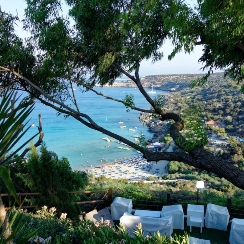 اطلالة خليج كونوس بين افضل الشواطئ السياحية في قبرص - Didier Provost