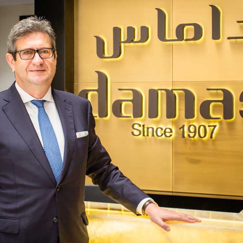 رئيس مجلس الإدارة والرئيس التنفيذي لدى دار "داماس" لـ"هي": مجموعة "القصر" تحكي قصة جميلة