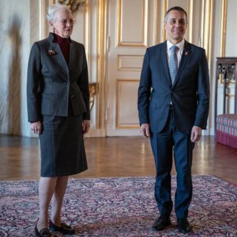 الملكة مارغريت تستقبل وزير الخارجية السويسري إيجناسيو كاسيس