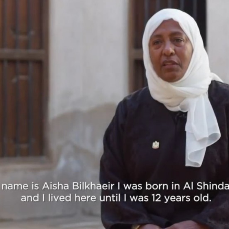 عائشة بالخير تكشف القصص التراثية لمنطقة الشندغة