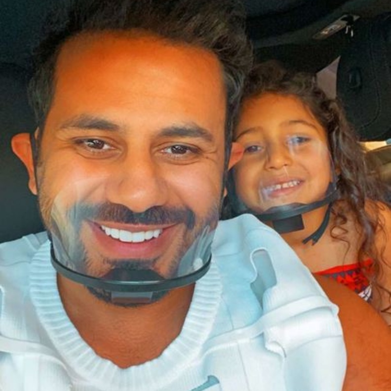 عبدالله بوشهري يحتفل بعيد ميلاد ابنته