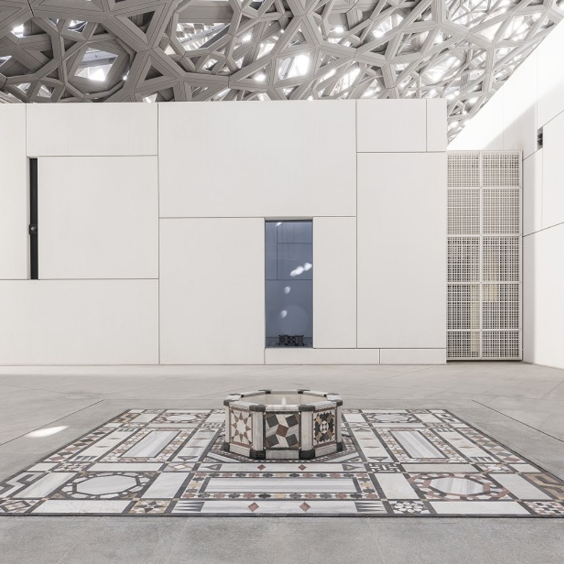 اللوفر أبوظبي قدم العديد من المبادرات الافتراضية لإضفاء السعادة على أفراد المجتمع 