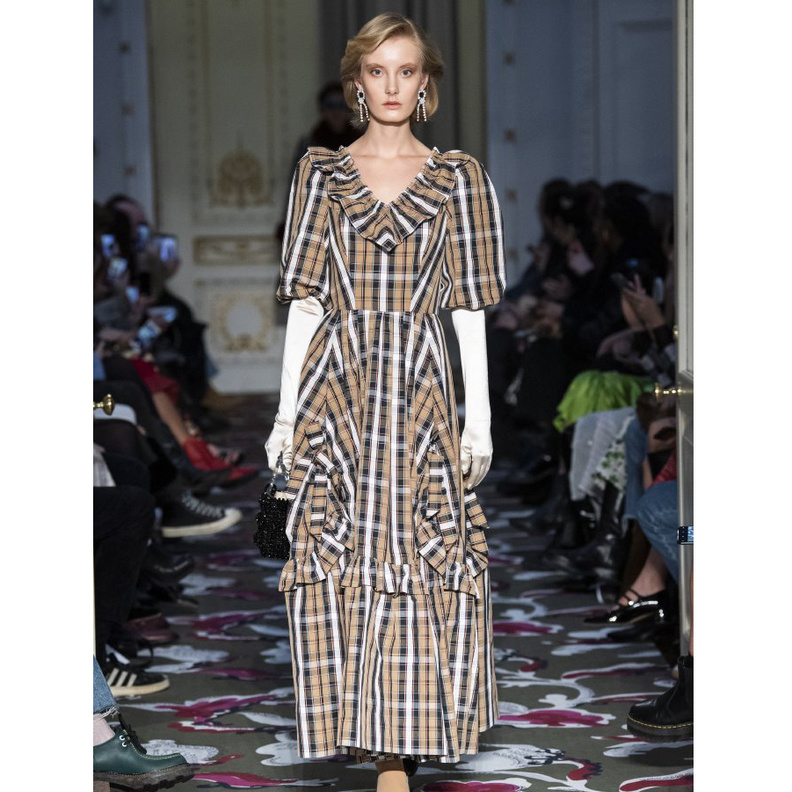  موديلات الفساتين الكارو الواسعة من Shrimps