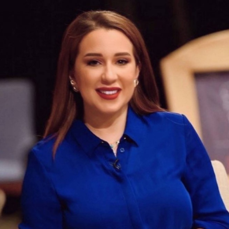 أسما شريف منير