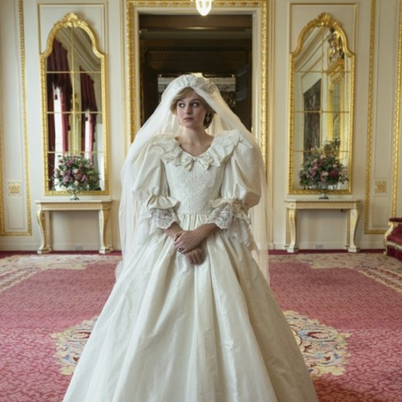 إيما كورين: أحب نبرة صوت الأميرة ديانا فهي تجعل كل ما تقوله يبدو حزينًا