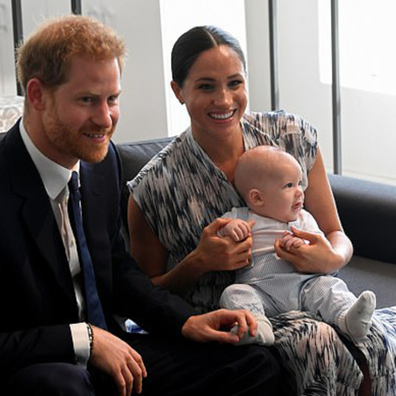 الأمير هاري وزوجته سجلا مؤسستهما الخيرية في مارس