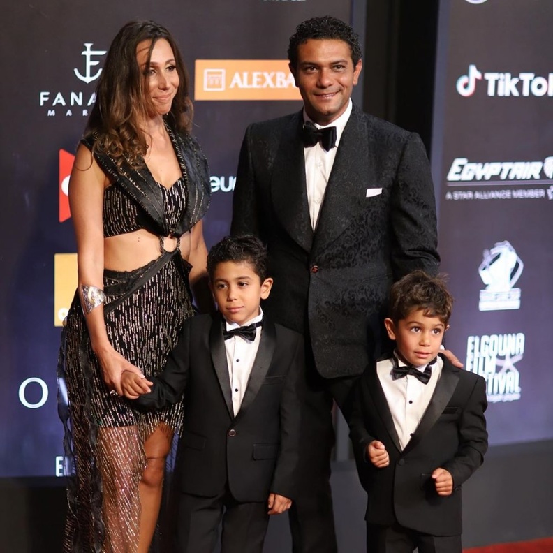 أسر ياسين واسرته