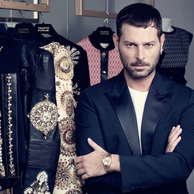  دار روبرتو كافالي تعين فاوستو بوغليسي المستشار الإبداعي الجديد لها