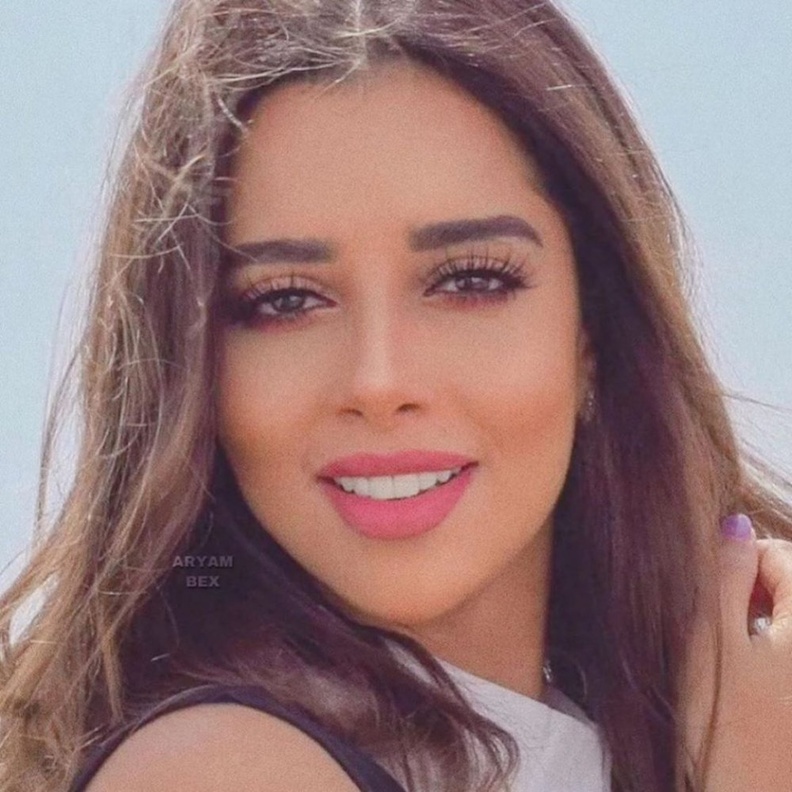 تسريحة لإطلالة عفوية من بلقيس