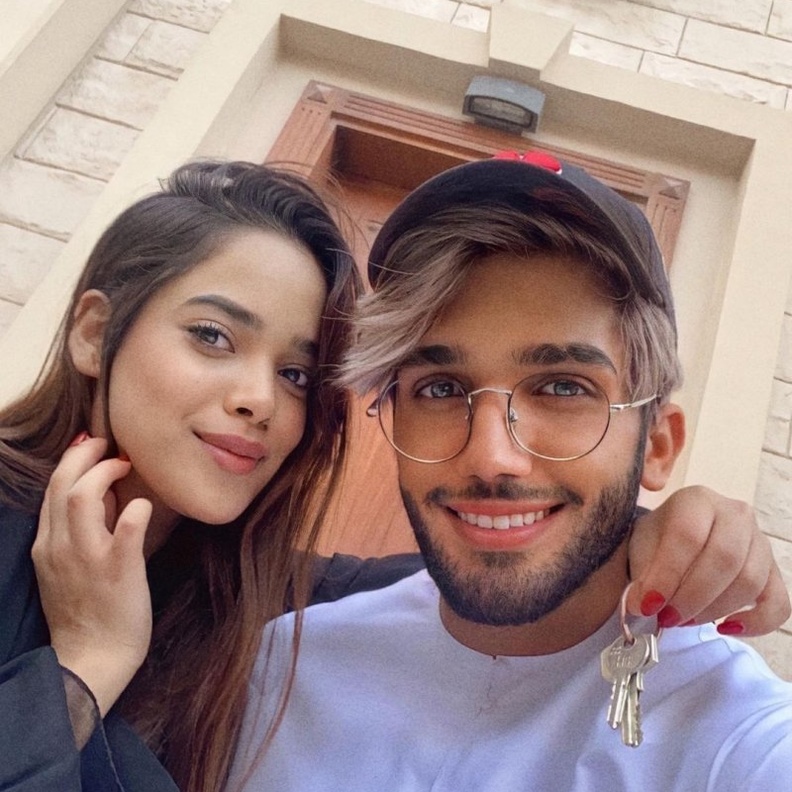 أحمد خميس ومشاعل الشحي