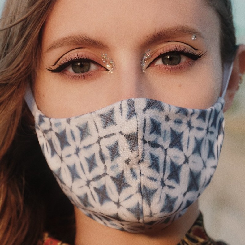  مكياج يناسب الكمامة بلا كريم أساس