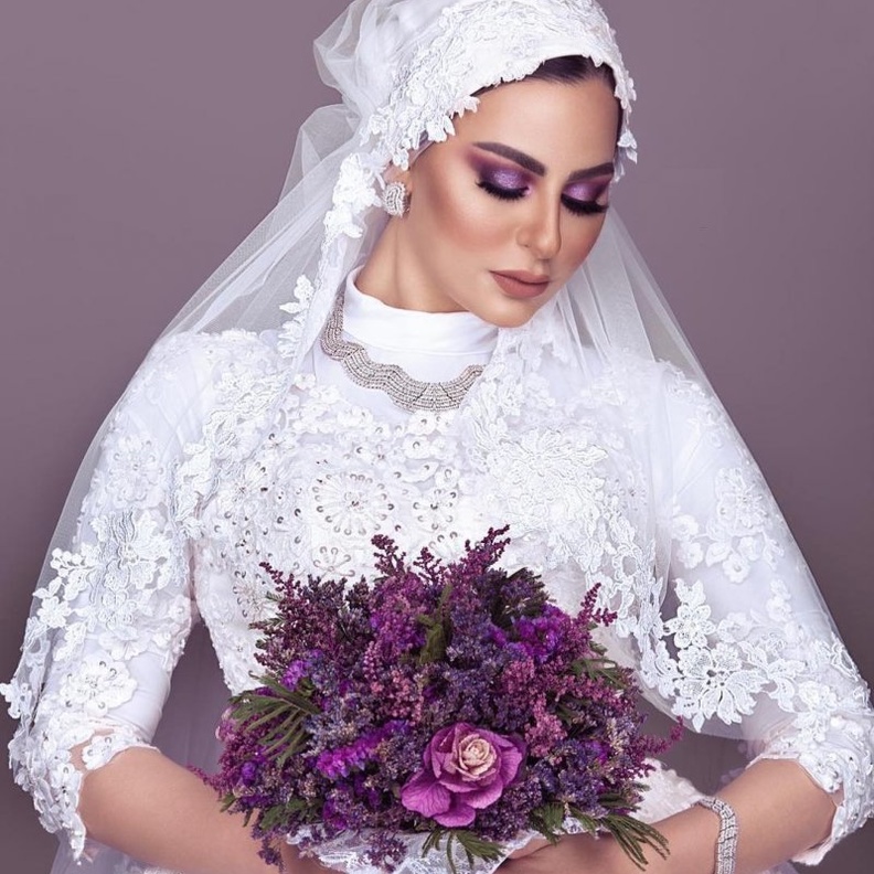  التوربون يمنح الوجه امتلاء طبيعيا لابرازه الوجنتين