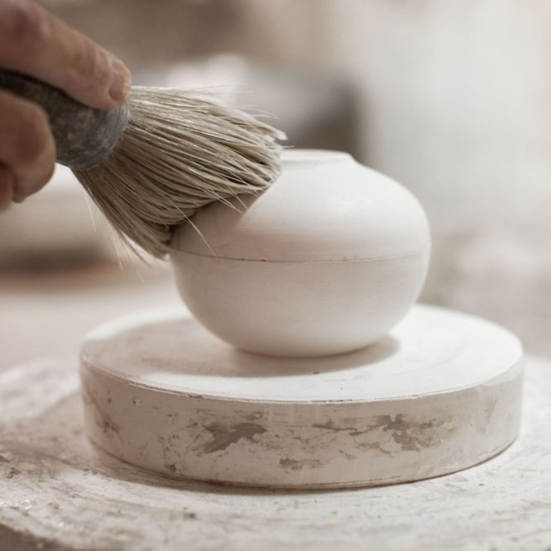 إصدار محدود لكريم أوركيدي أمبريال بلاك كينتسوغي