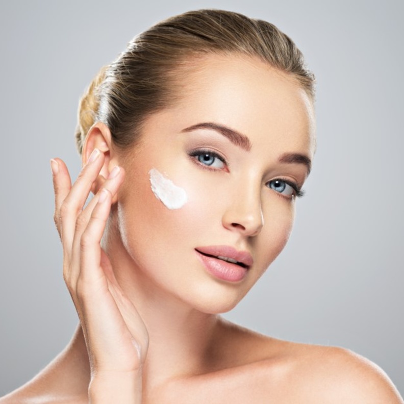 3 نصائح جمالية للعناية بالبشرة المختلطة في شتاء 2020