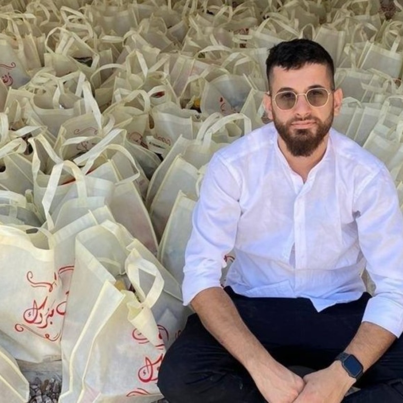  عريس يقدم مساعدات بدلا من إقامة حفل الزفاف