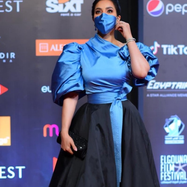  اطلالات لجين عمران بفستان سهرة فاخر في ختام مهرجان الجونة