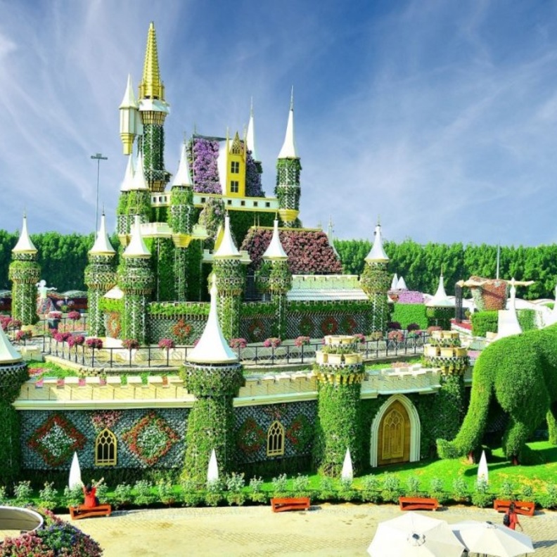 حديقة دبي ميراكل جاردن.. 150 مليون زهرة ترسم البسمة على وجه الزوار