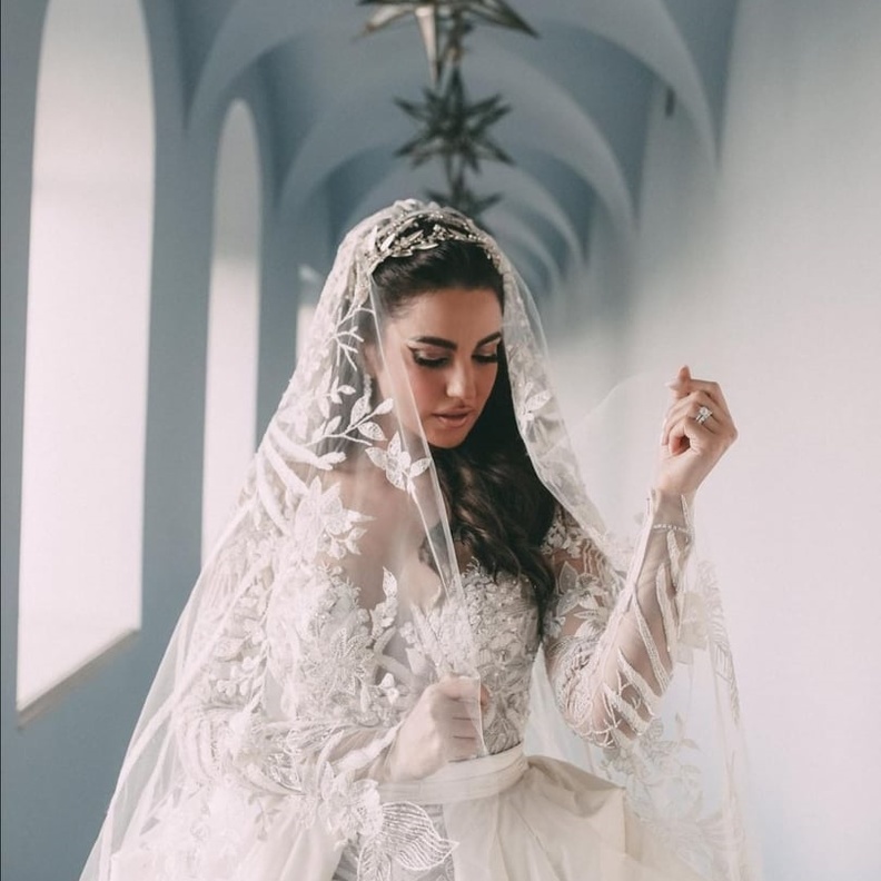 حفل زفاف درة زروق واطلالتها الساحرة