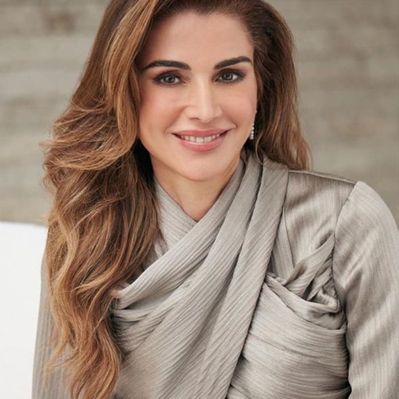  الملكة رانيا