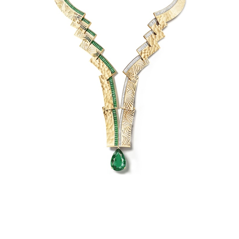 احدث تصاميم عقود فاخرة بالأحجار الملونة من Chaumet