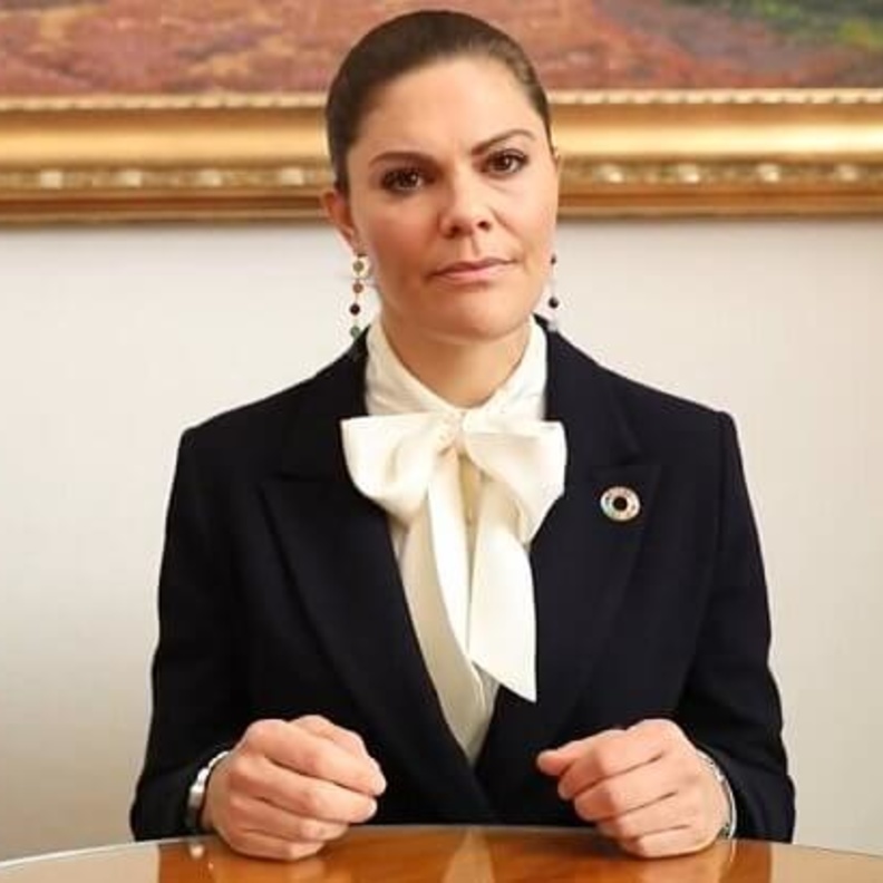 الأميرة فيكتوريا تفتتح مختبر العمل