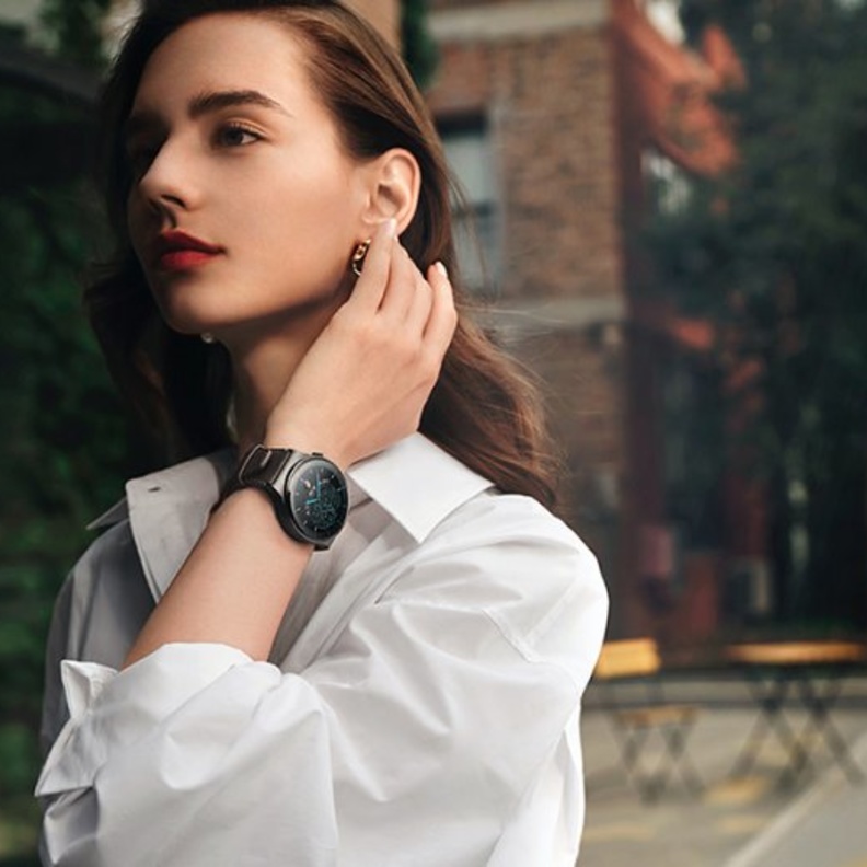 هواوي تطلق ساعة HUAWEI WATCH GT 2 Pro  بمجموعة مراحل القمر