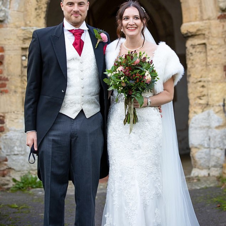  تم تنظيم و استكمال حفل الزفاف في فترة لم تتجاةز 24 ساعة