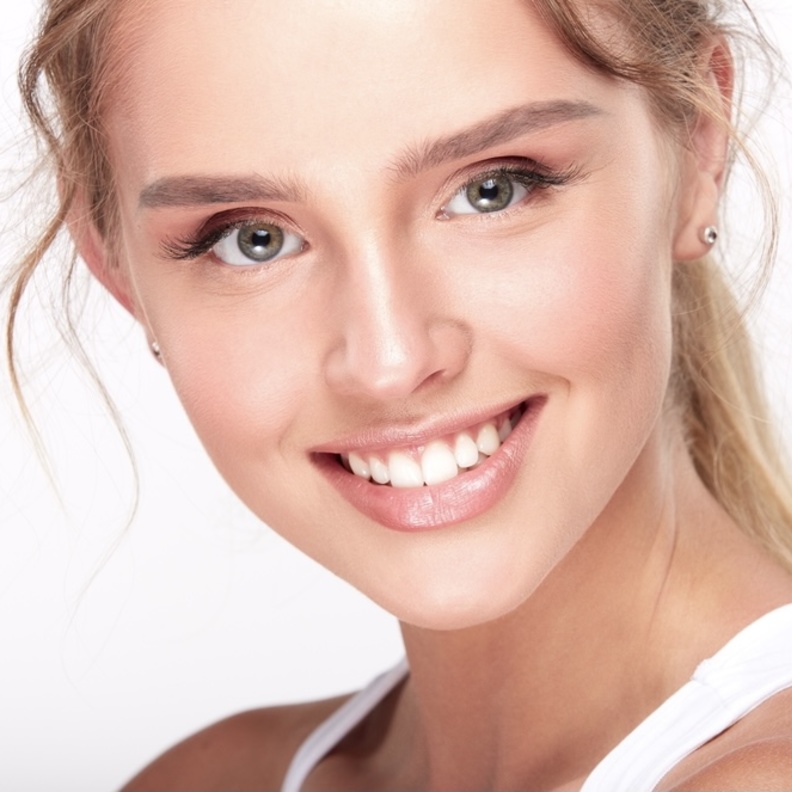  تبييض الأسنان بقشور الفواكه وطريقة استخدامها