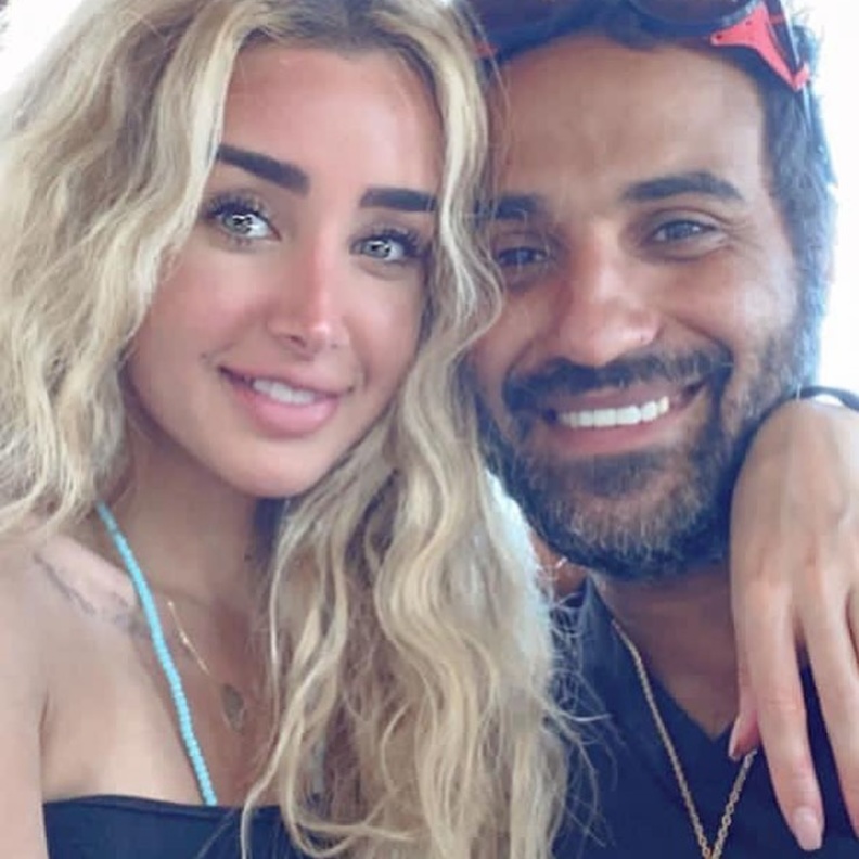 احمد فهمي وهنا الزاهد