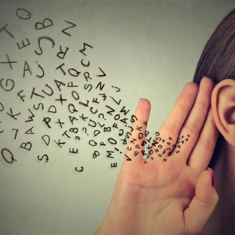 ضعف السمع دليل على الإصابة بهذه الأمراض