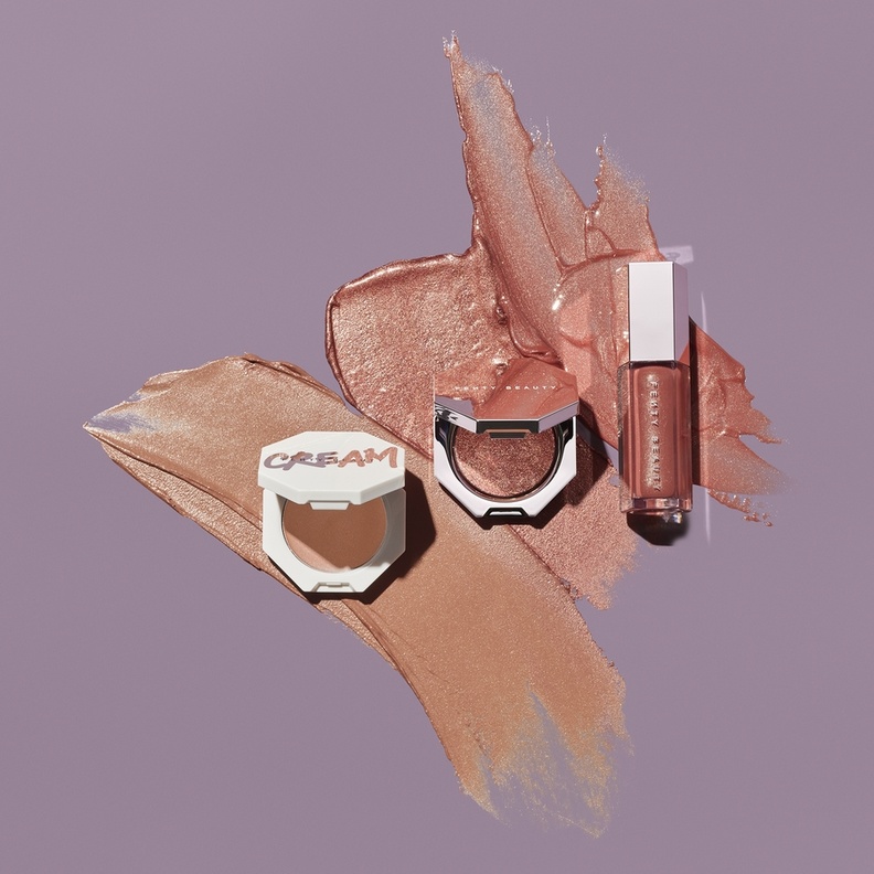 تألّقي بإطلالة مشرقة في موسم الأعياد مع  FENTY BEAUTY!