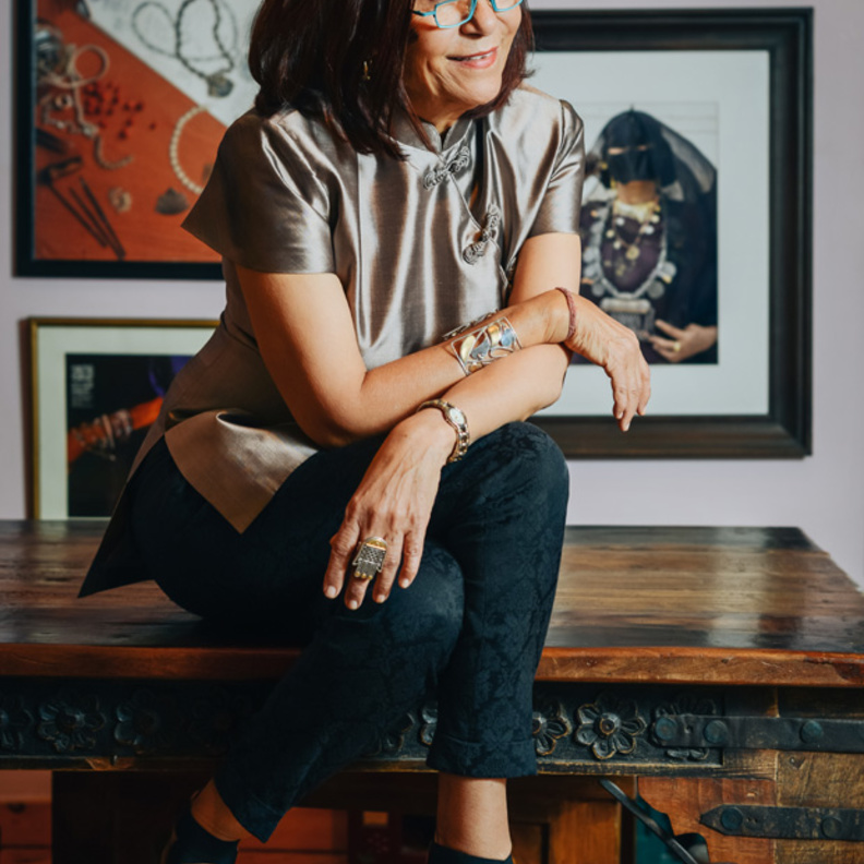 عزة فهمي صانعة المجوهرات المصرية التي نقشت اسمها في ‏العالمية