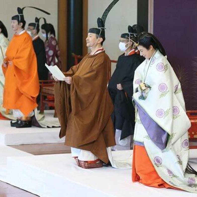  تنصيب ولي عهد اليابان في مراسم رسمية