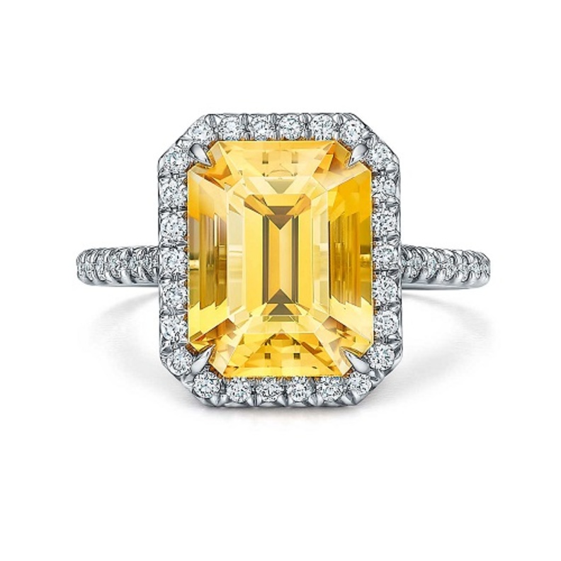 خاتم من الألماس والياقوت الأصفر من تيفاني أند كو Tiffany & Co