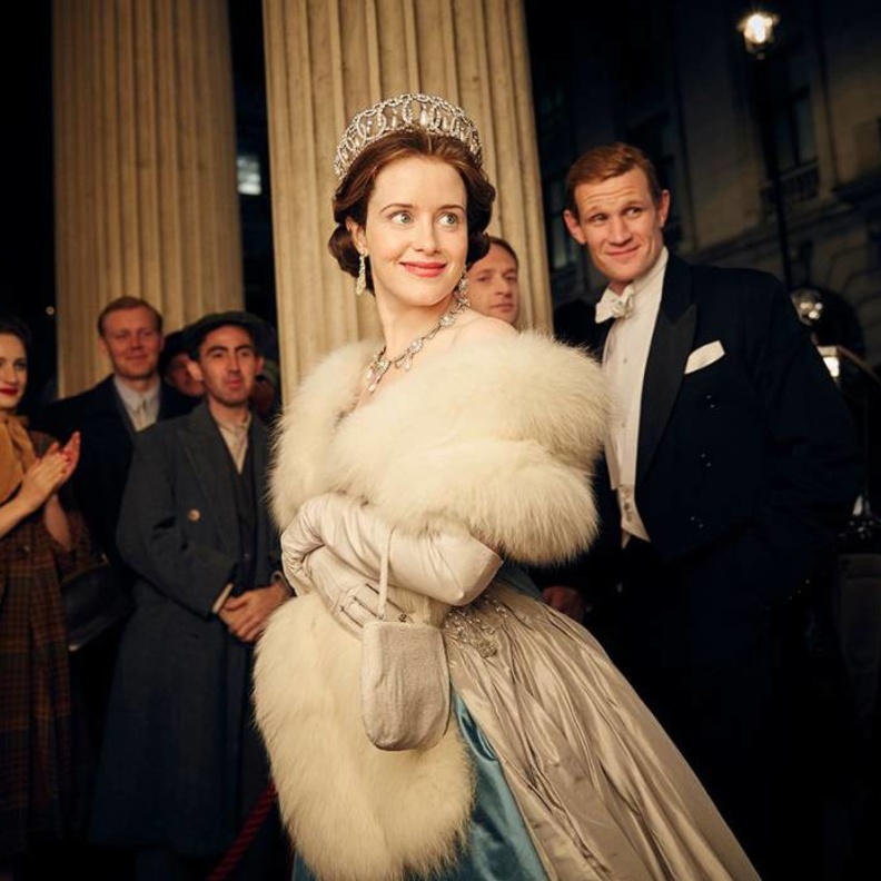 أزياء ملكية أعادها ‏‎"The Crown"‎‏ للحياة مرة أخرى