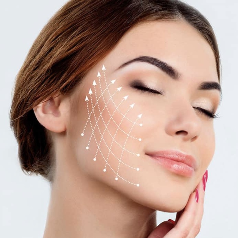 عملية شد الوجه بدون جراحة وأهم أضرارها