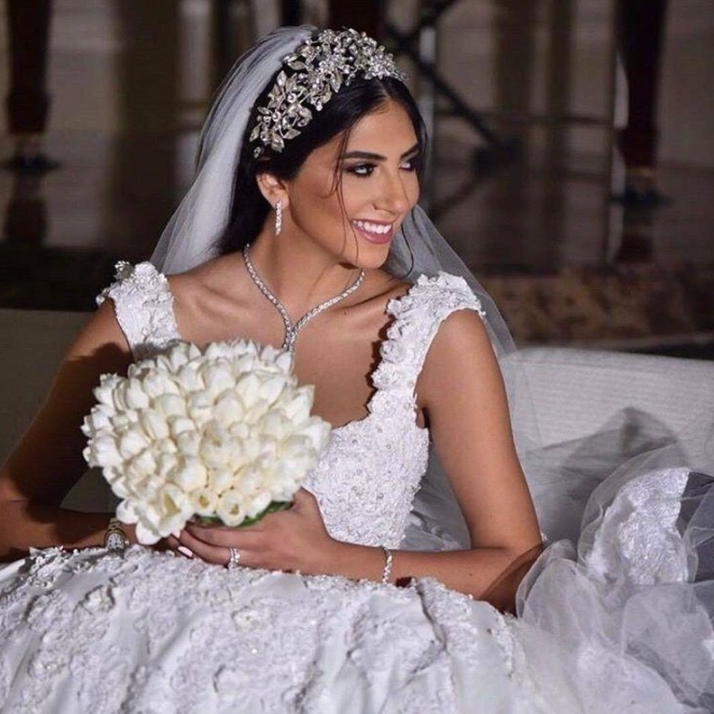 لا تنساقي وراء اخر صيحات الشبكات بل اختاري ما يليق بك