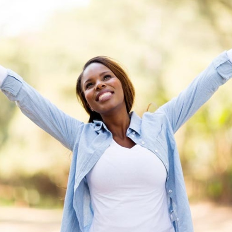 كيف يحمي التفكير الإيجابي قدرات الدماغ