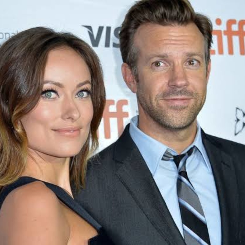 انفصال أوليفيا وايلد وجيسون سوديكيس بعد 7 سنوات من الإرتباط.