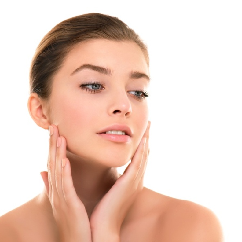 فوائد ماسك اللبن لمحاربة الشيخوخة المبكرة