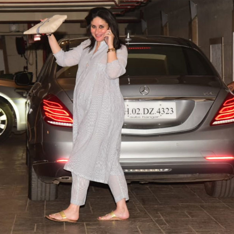 كارينا كابور تستجيب لدعوة عشاء في منزل كاران جوهر