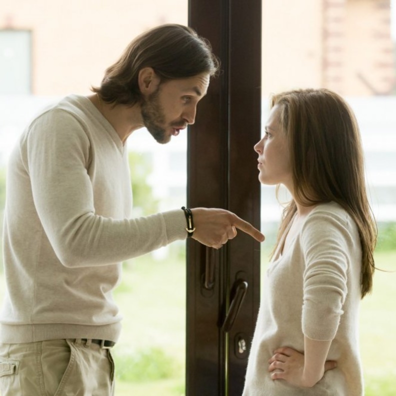 كيف اتعامل مع خطيبي - حسن الانصات