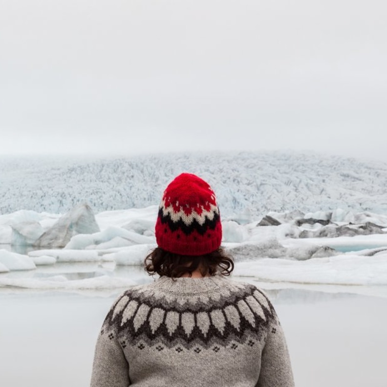 جرب ارتداء السترات الصوفية الأيسلندية الشهيرة والتي تعرف باسم Lopapeysa