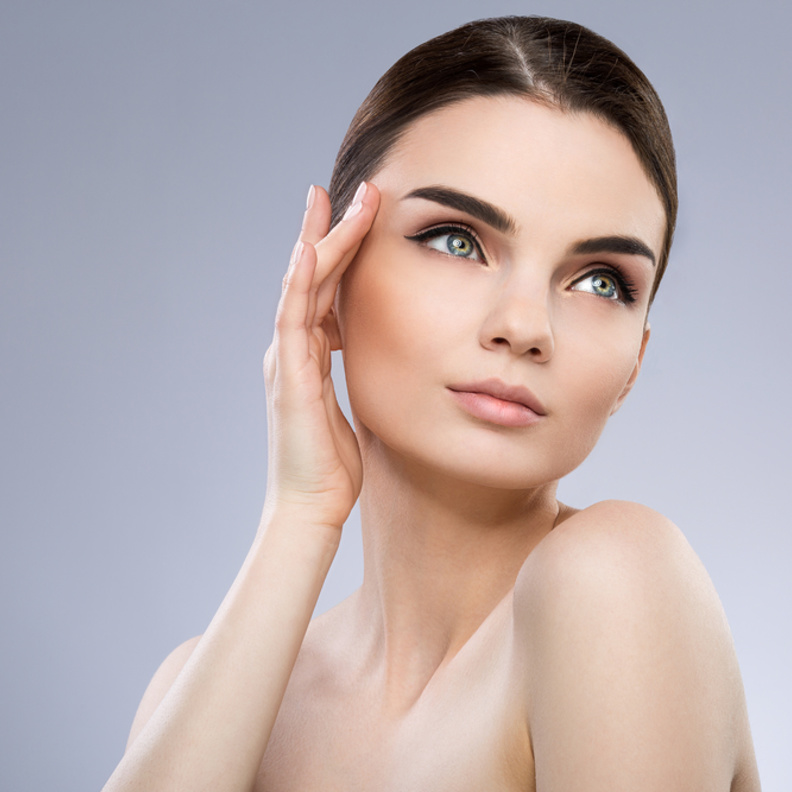 البصل مع الألوة فيرا لتكثيف الحواجب