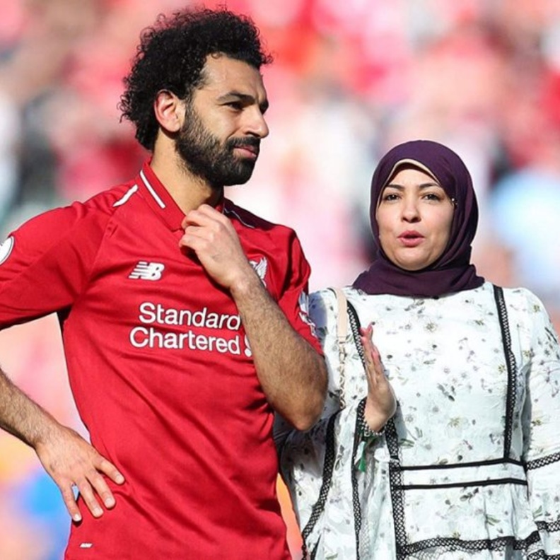 محمد صلاح وزوجته
